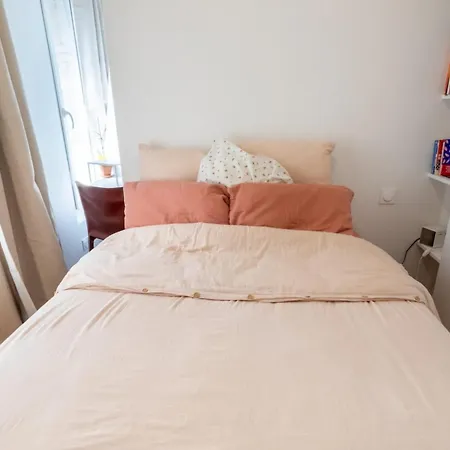 Apartment Chic 1bd Parisian Apartmentbatignolles